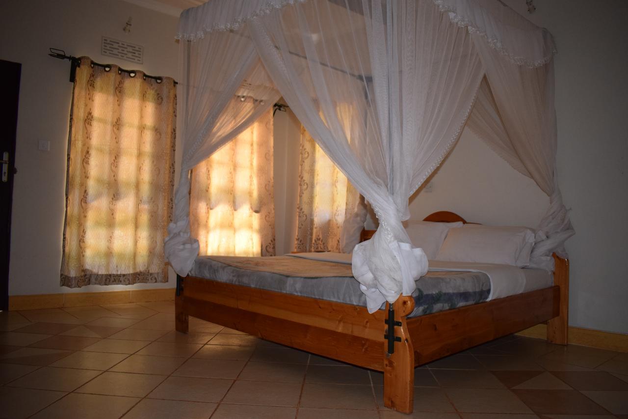 Ngorongoro Lodge Huyện Huyện Karatu Ngoại thất bức ảnh