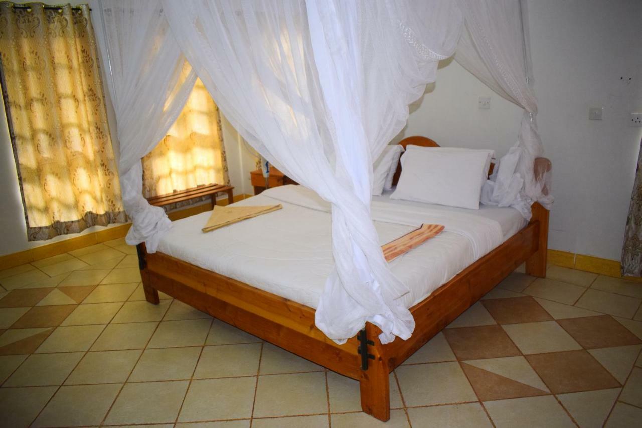 Ngorongoro Lodge Huyện Huyện Karatu Ngoại thất bức ảnh