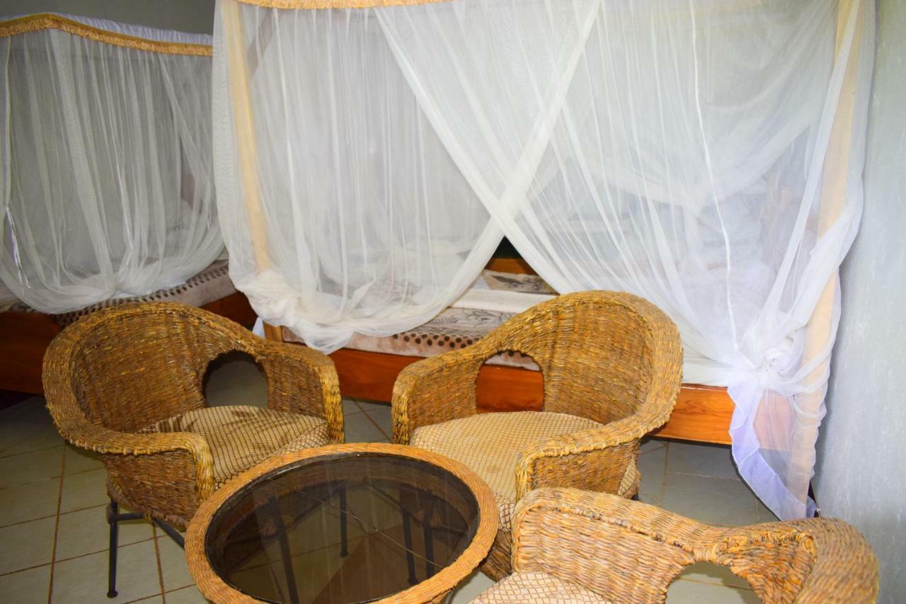 Ngorongoro Lodge Huyện Huyện Karatu Ngoại thất bức ảnh