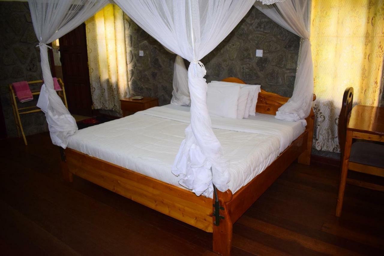 Ngorongoro Lodge Huyện Huyện Karatu Ngoại thất bức ảnh